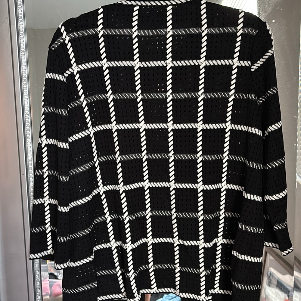 Misook Black And White Grid Pattern Jacket - image 4